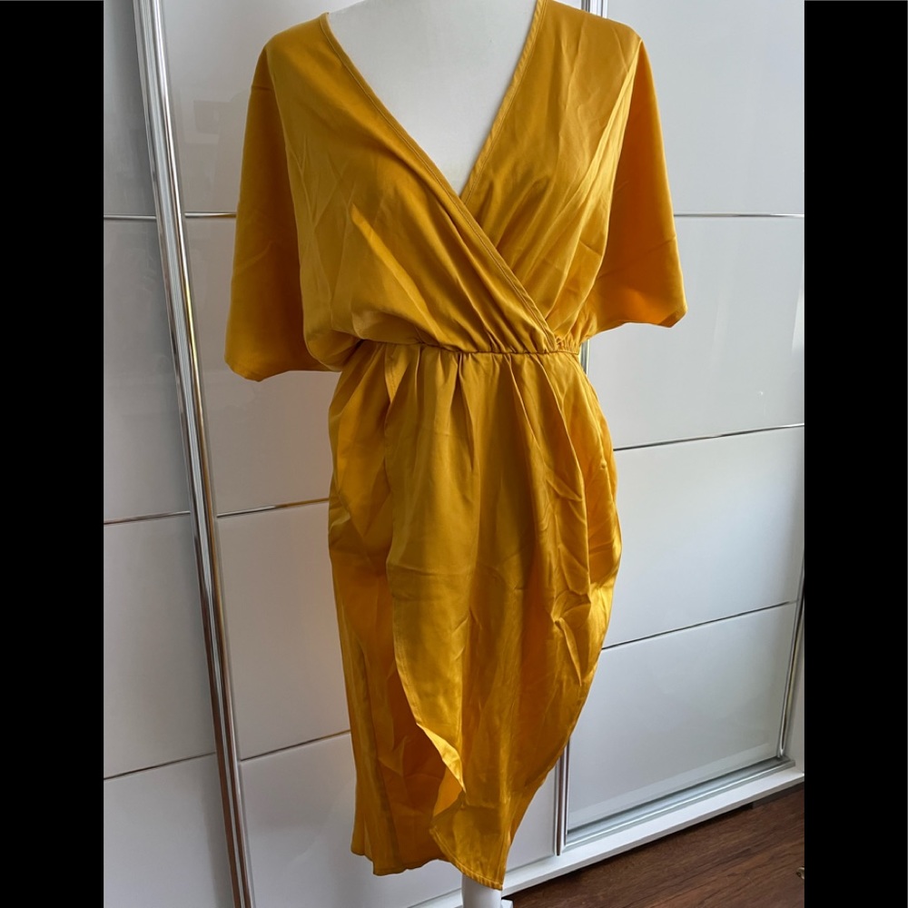 Yellow dress